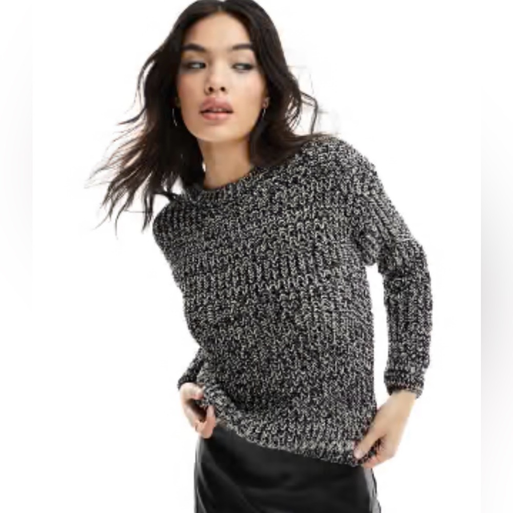 - Ombre Gray sweater with gold specks. Ribbed bottom. In EUC. Size M.